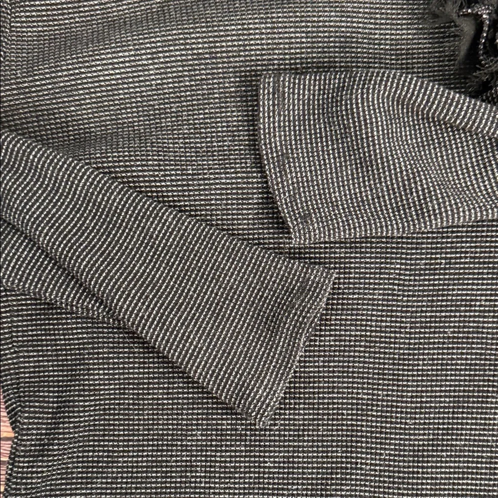 Deletta (Anthropologie) Ophelia Wafffle Charcoal 3-4‎ Sleeve Top Lace Ruffle